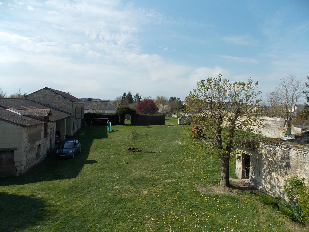 Bed and Breakfast Domaine Des Roses Vaudelnay Exterior foto